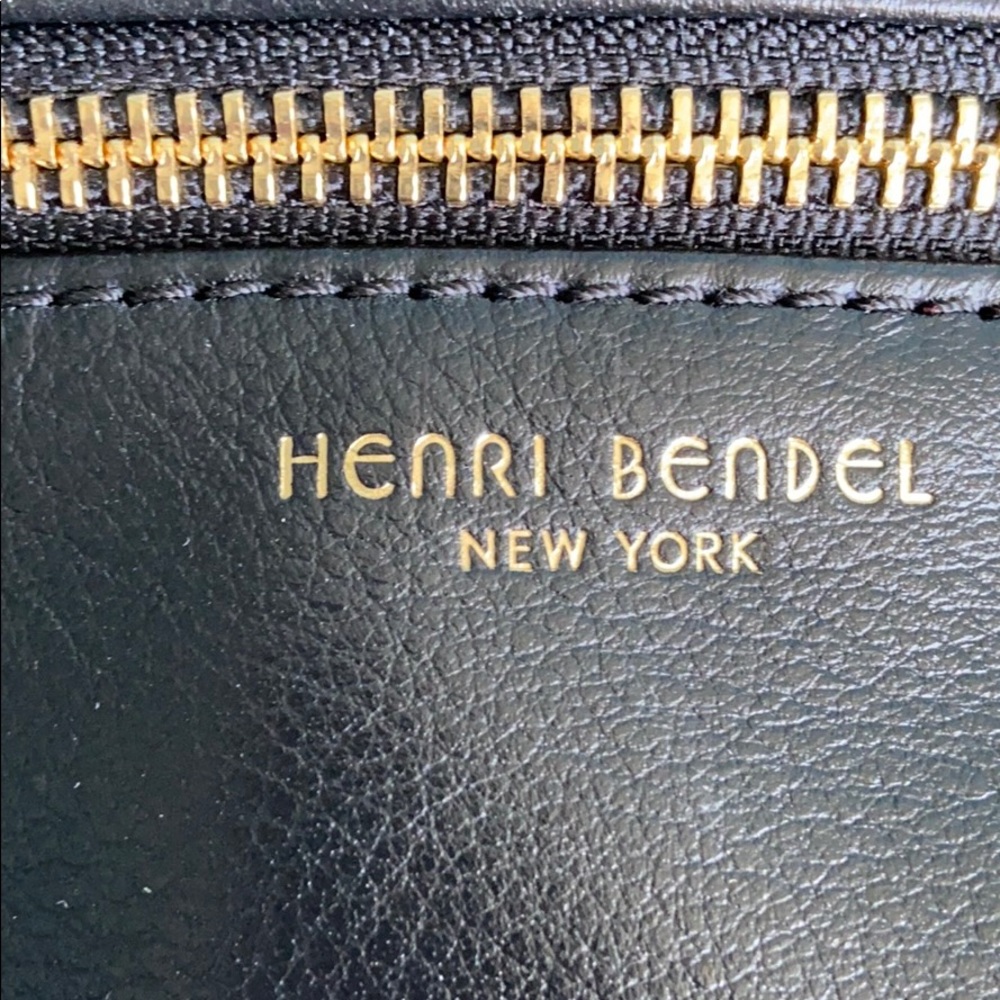 Henri Bendel Crossover Bag!